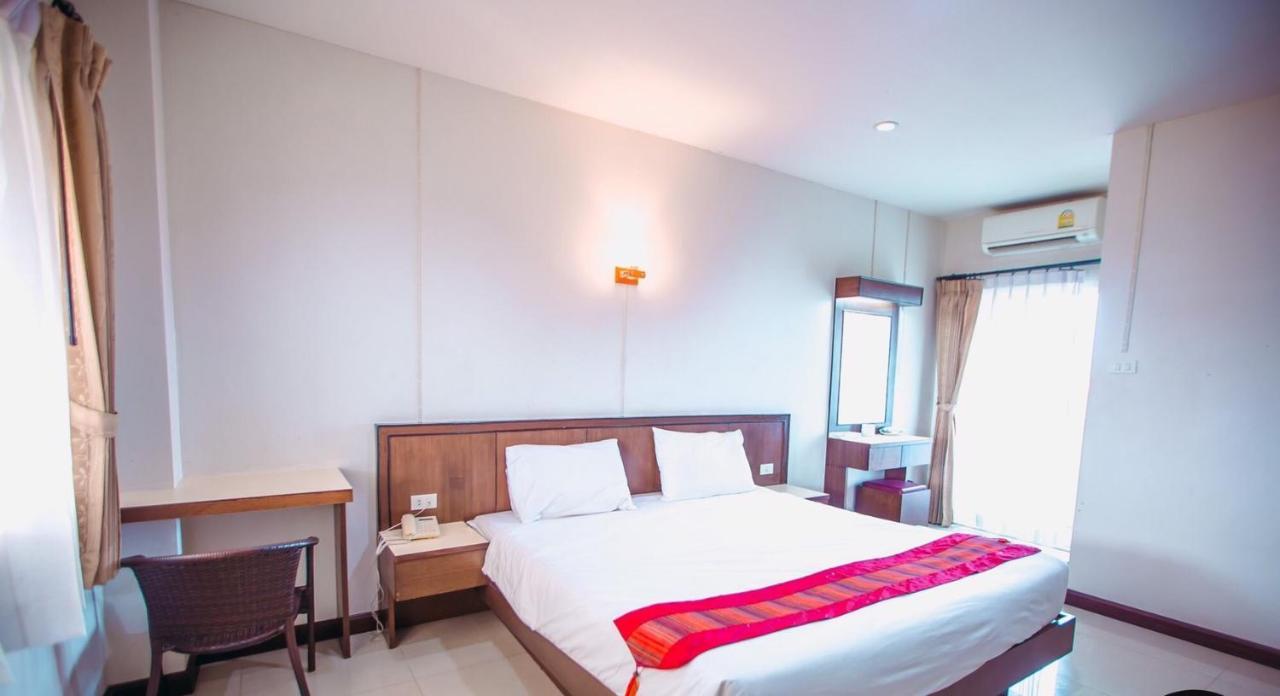 Bander Hotel Phu Khieo Exterior photo
